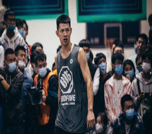 對話單場爆砍101分的“江西球王”：出身農家，曾是CUBA賽區得分王，因膝傷錯過CBA選秀