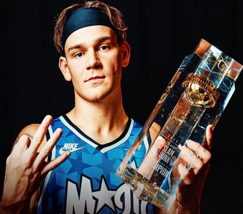 5年換5隊！僅賺54萬美金！扣籃大賽三冠王正式離開NBA