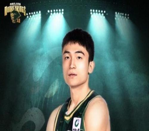同曦官宣：郭昊文頂薪引領4將續約網紅球員李云開時隔一年回歸