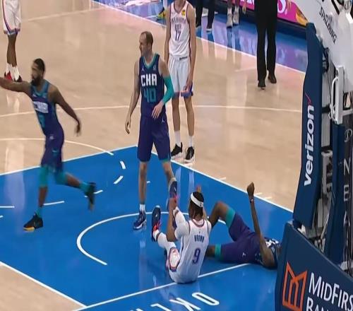 恭喜廣東隊！NBA級內線大殺器有望加盟，這可是五號位的理想答案