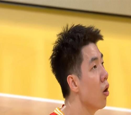 歡迎各隊(duì)報(bào)價(jià)朱俊龍僅C類續(xù)約廣廈男籃3年，廣東北京等多隊(duì)有意