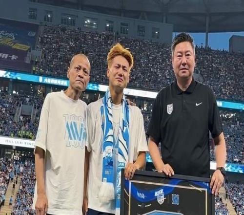 中國第一左后衛！21歲毛偉杰2數據已超楊希胡荷韜：想去留洋