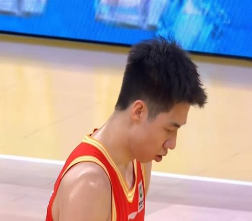 價(jià)高者得朱俊龍爭奪戰(zhàn)正式打響，廣廈隊(duì)拒絕D類頂薪合同鎖人！