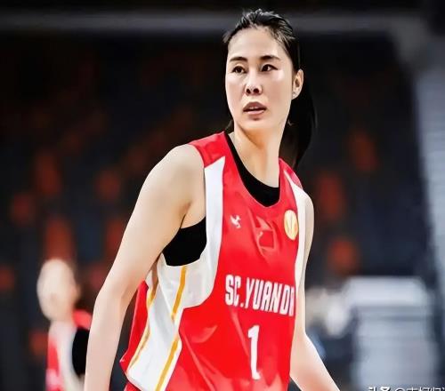 一場6965，中國女籃上演驚天逆轉，出現6大事實，2人表現太亮眼