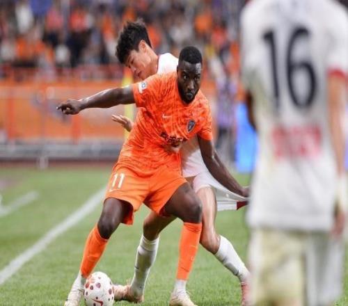 6輪不勝+主帥沒招+主力低迷！成都蓉城怎么了