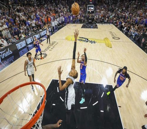 2026年NBA圣誕大戰(zhàn)賽程超精彩，詹姆斯將連續(xù)第20年參加圣誕大戰(zhàn)
