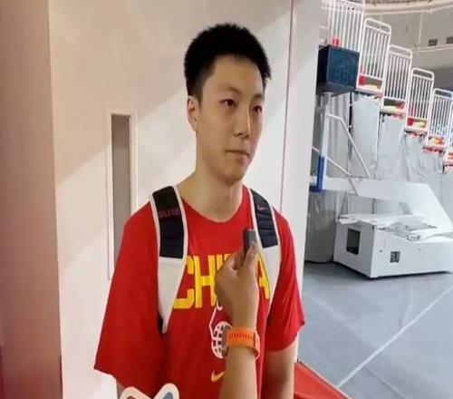男籃熱身賽名單公布，胡金秋、王俊杰領銜，胡明軒帶傷出戰