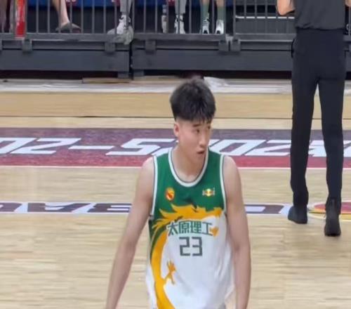 “2换1”交易江苏榜眼签广东队有望引进曹芷豪,杜锋爱徒成筹码