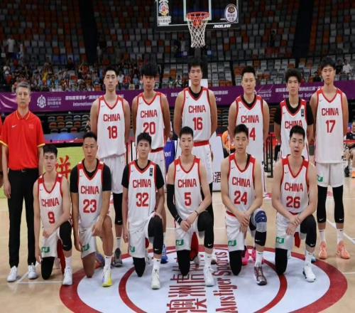 中國男籃兩連勝！廖三寧18+3李弘權(quán)14分，趙繼偉胡金秋缺陣