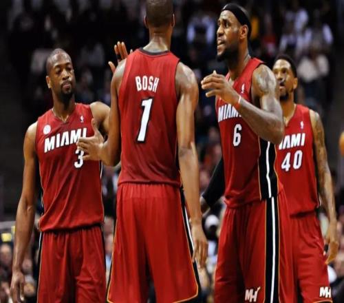 美媒評NBA歷史5大頂級強隊，17勇士領銜，13熱火上榜，OK湖人第3
