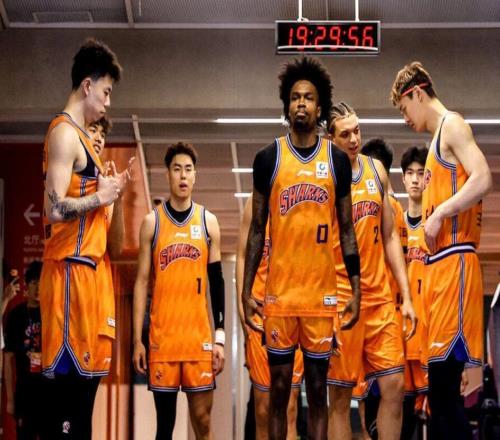 CBA最新消息！上海男籃續(xù)約古德溫，北京留下范子銘，山東報價NBA后衛(wèi)華盛頓