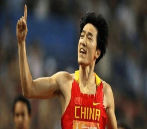 刘翔事件:体育的发展不能被权力所绑架!