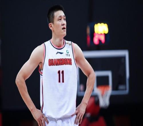 广东宏远官宣!欢迎周鹏回家,签下1年C类合同