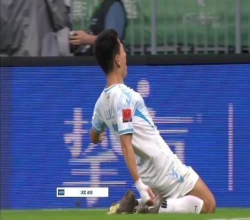 如何评价在工体踢球卢建辰:很震撼,来了纯属长见识了