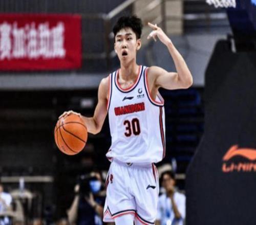广东21岁后卫离队,郭艾伦面临退役,周琦、赵睿彻底无缘国家队