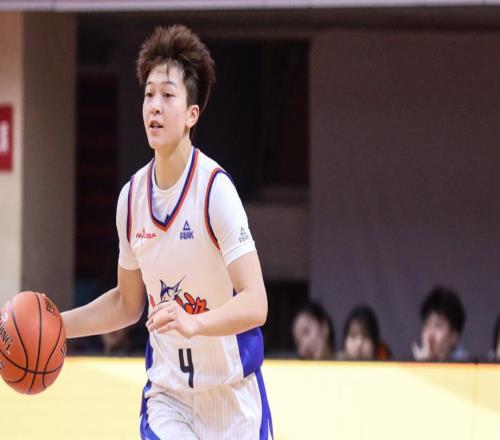 轰41+5+6!中国女篮24岁MVP后卫崛起:宫鲁鸣招进全锦赛得分王
