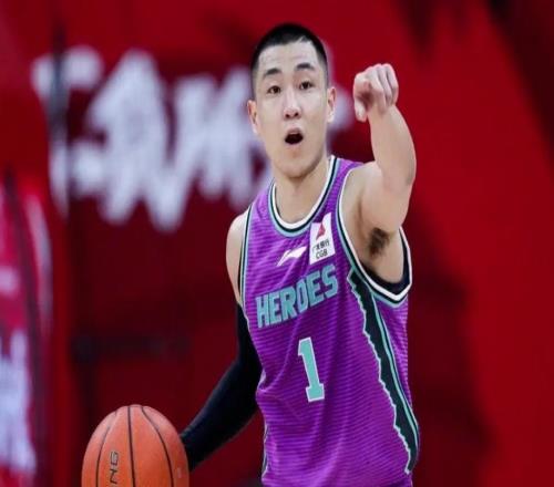 CBA:深圳男篮续约巴吉,山东男篮两年定薪续约高诗岩,刘毅加盟NBL,洛夫顿要求大幅度涨薪,孙思尧签约吉林