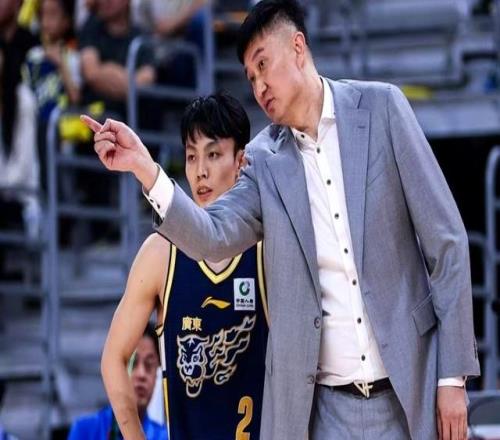广东宏远最新消息!徐杰确定留队,补充优质中锋,外援进行调整
