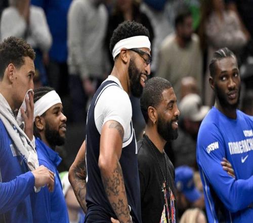 NBA传闻:奇才和独行侠对交易安东尼戴维斯和凯里欧文的看法
