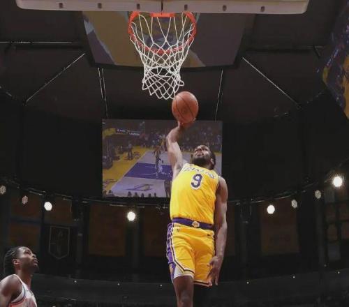 不走了!湖人留下布朗尼!NBA将上演父子对决