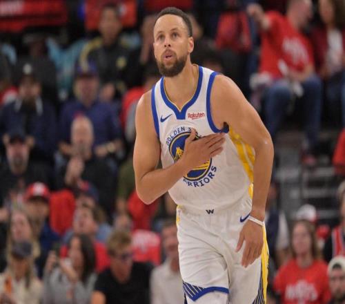 美媒评NBA现役10大巨星,库里第9,詹姆斯未上榜,文班亚马屈居第4