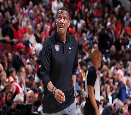 毕竟都快70岁了,资深NBA主教练拒绝前往欧洲将继续担任活塞顾问