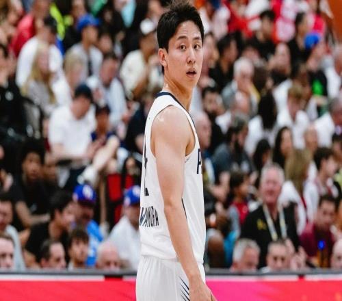 官方:日本后卫河村勇辉加盟快船,将签下EX10合同