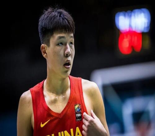 中国男篮又输!首发控卫!0分!!!