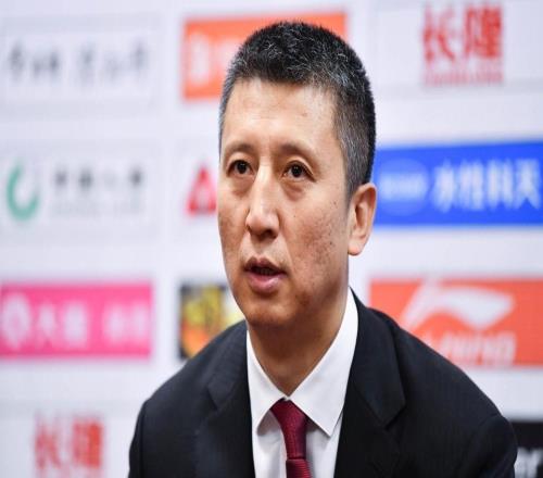中国男篮又输了,被新西兰"旅游队"上课,郭士强终于承认错误了