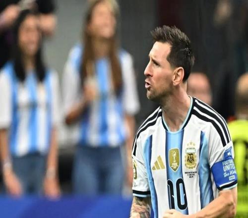 ESPNFC100榜单发布:梅西莱万十年入选,按位置评选更公平