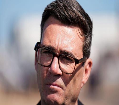 ESPN:英国首相伯纳姆是埃弗顿球迷,揭幕战他会坐进董事包厢