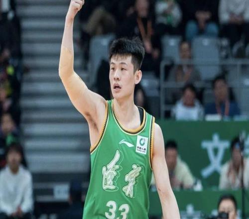 广东男篮再次酝酿杨溢交易,北京男篮顶薪留下陈盈骏,中国男篮曾有意规划迪亚洛和布朗,王岚钦牺牲部分个人利益重返山东