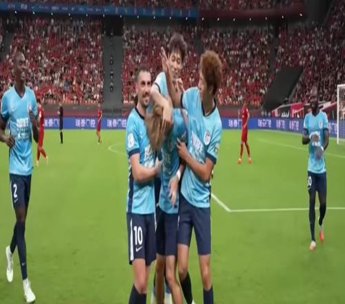 10!大连队边锋“一条龙破门”,实现赛季双杀重庆,积分并列第2