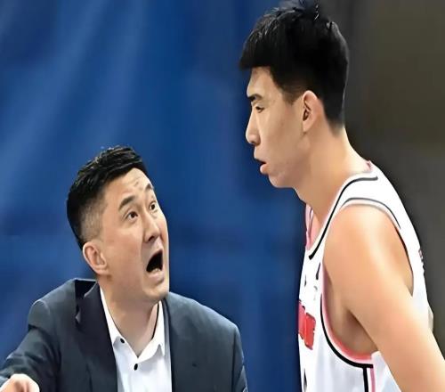 杜锋为什么下课体坛周报记者深扒原因:3件事坚定了管理层换帅决心