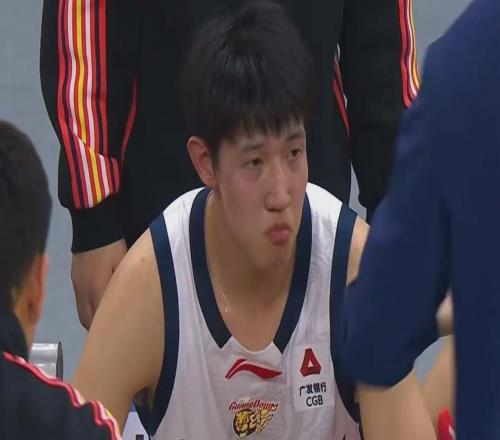 宏远速递!第二笔交易出炉,热身赛大胜广州,新主帅带外援进队