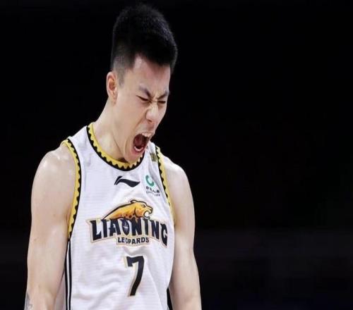 CBA又一转会赢家!夺冠拿顶薪老东家一落千丈