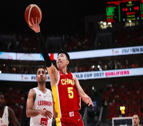 两战砍29+7+6!中国男篮25岁外线尖刀崛起:杨瀚森外他最稳