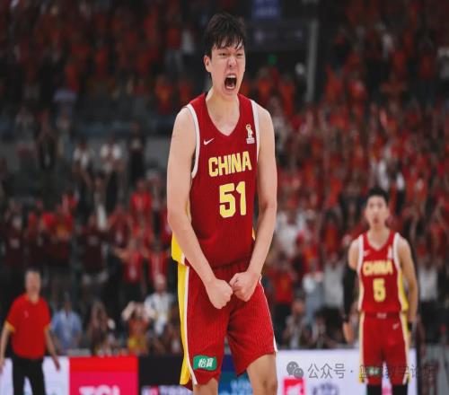 不打了!中国男篮宣布!杨瀚森退出世预赛