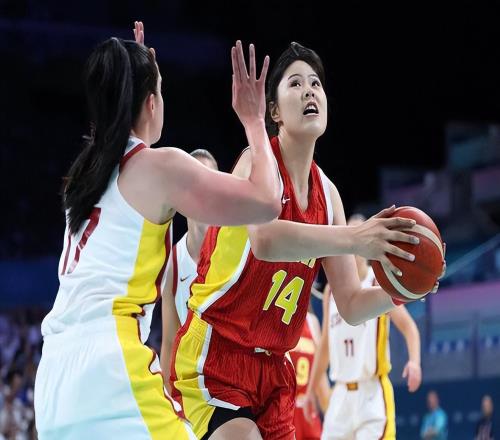 不打了!中国女篮遗憾宣布:内线悍将护照遗失缺席世界杯,损失大