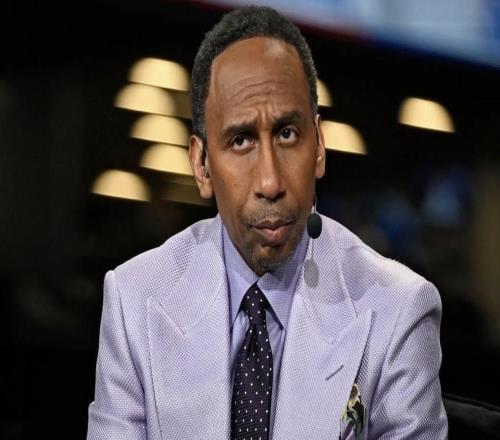 A史密斯:本西蒙斯应该成为第一个给球队付钱才能打NBA的球员