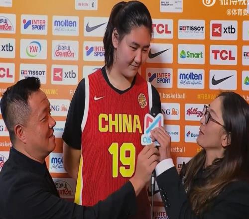 张子宇:不知道妈妈28年前也在这打过球,努力为队伍做出贡献