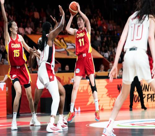 13分6篮板!中国女篮24岁1米88悍将崛起:宫鲁鸣真没看错她