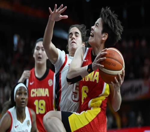 瞰体育中国女篮输给美国33分,但以张子宇为建队核心这事,可以定了!