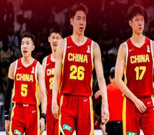 兄弟俩都打进CBA,哥哥26岁拿联赛冠军,如今弟弟将出征亚运会