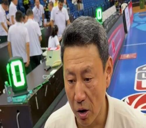 李楠上任拿首冠!霸气发声,透露赵睿缺阵原因,媒体人盛赞新打法