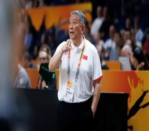宫鲁鸣赛后发声,强调内线没发挥,韩旭发言诚恳,杨舒予谈绝平球