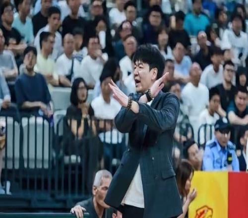 主打听劝!山东放弃奥莫特,当事人发声,话里有话,要赔违约金