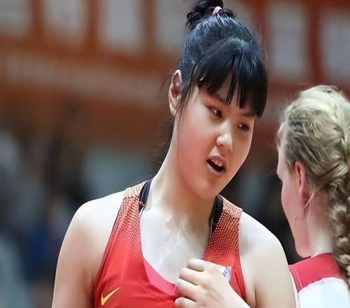 29次失误却加时逆转:中国女篮确定出线!后面一场硬仗即将开打