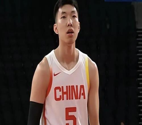 亚运会中国男篮38分大胜哈萨克斯坦!庞峥麟爆发砍全队最高19分,廖三宁效率值+34,王俊杰赵嘉义因病缺席