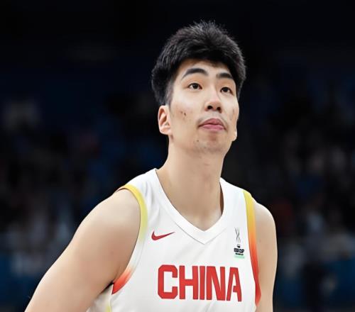 在场赢了33分,郭士强收获男篮新顶梁柱!